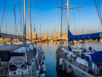 Marina Cala de’ Medici lancia “Alto Tirreno Charter Base” per il turismo nautico in Toscana