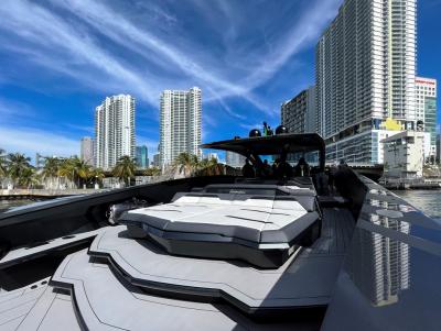 The Italian Sea Group consegna il primo Tecnomar for Lamborghini 63 a Miami