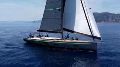 Ice Yachts a Cannes con due anteprime mondiali