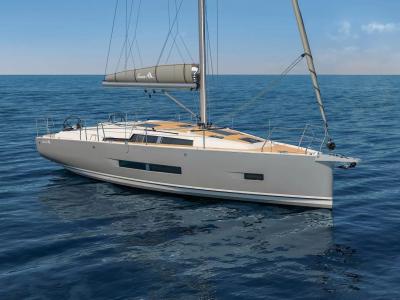 New Hanse 360, space miracle in 39-Foot Class