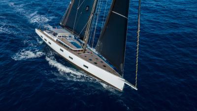 YYachts delivers customized Y9
